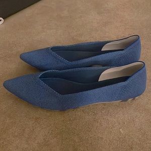 Royal blue Rothy’s The Pointe with leopard bottoms. Size 10, like new.